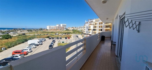 Apartment with 2 Rooms in Faro with 80,00 m²