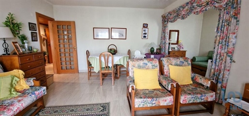 Apartment with 1 Rooms in Faro with 70,00 m²