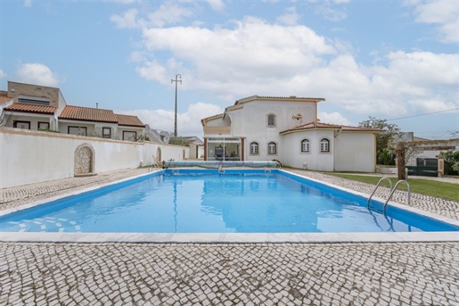 Fantastic 5 bedroom villa with garden, wine cellar and swimming pool, Vale Covo, Bombarral