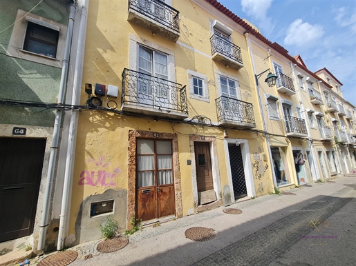 Mehrfamilienhaus Verkaufen in Setúbal (São Julião, Nossa Senhora da Anunciada e Santa Maria da Graça