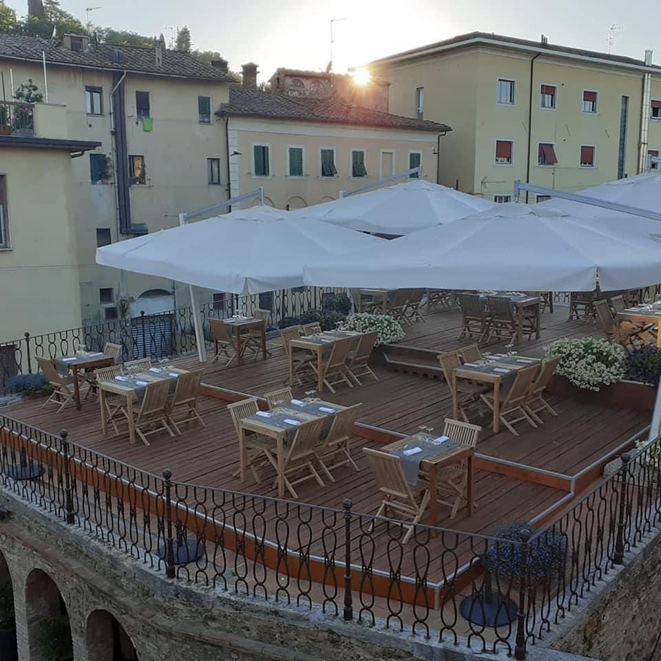 Historisk bygning / restaurant i Toscana 