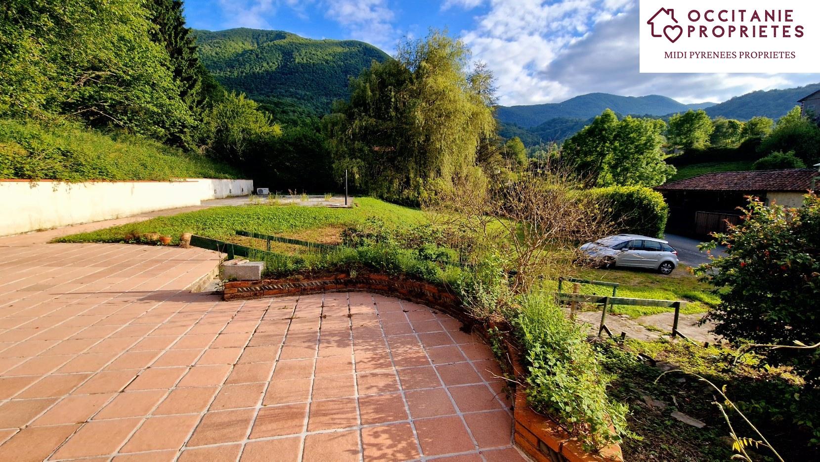 Renovated old house with land and swimming pool.