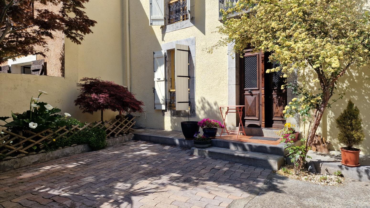 Authentic old village house renovated with outbuildings and garden