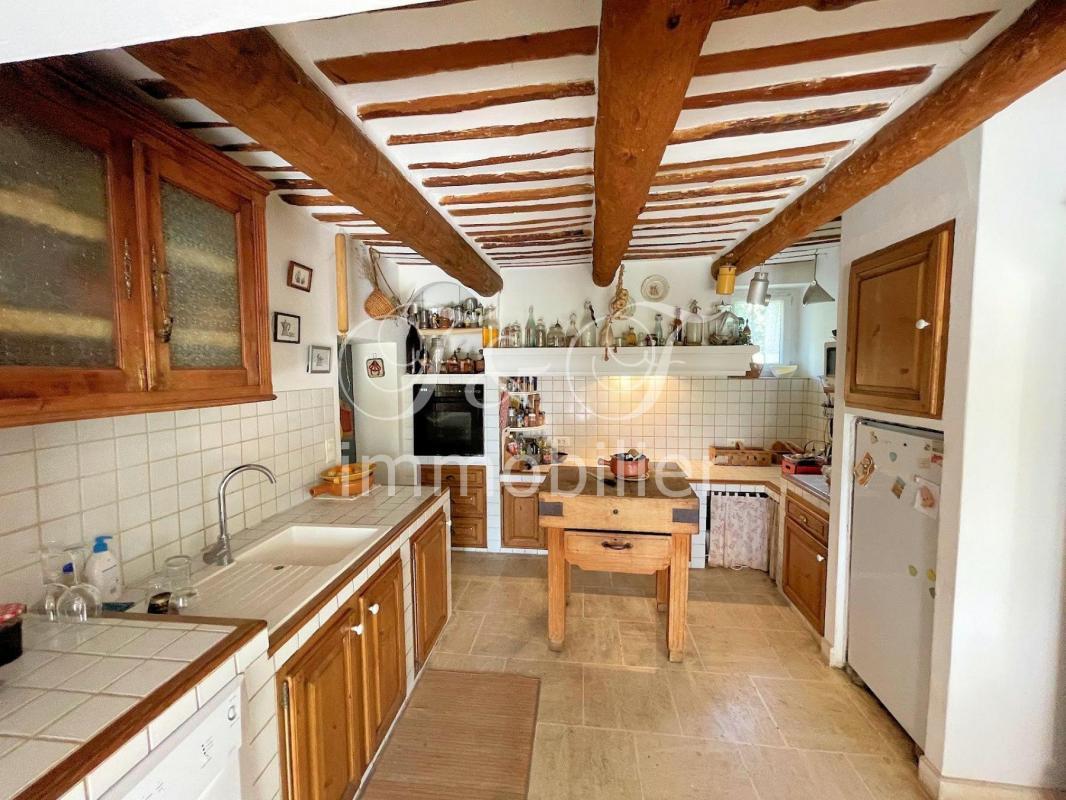 Purchase: House (84400)