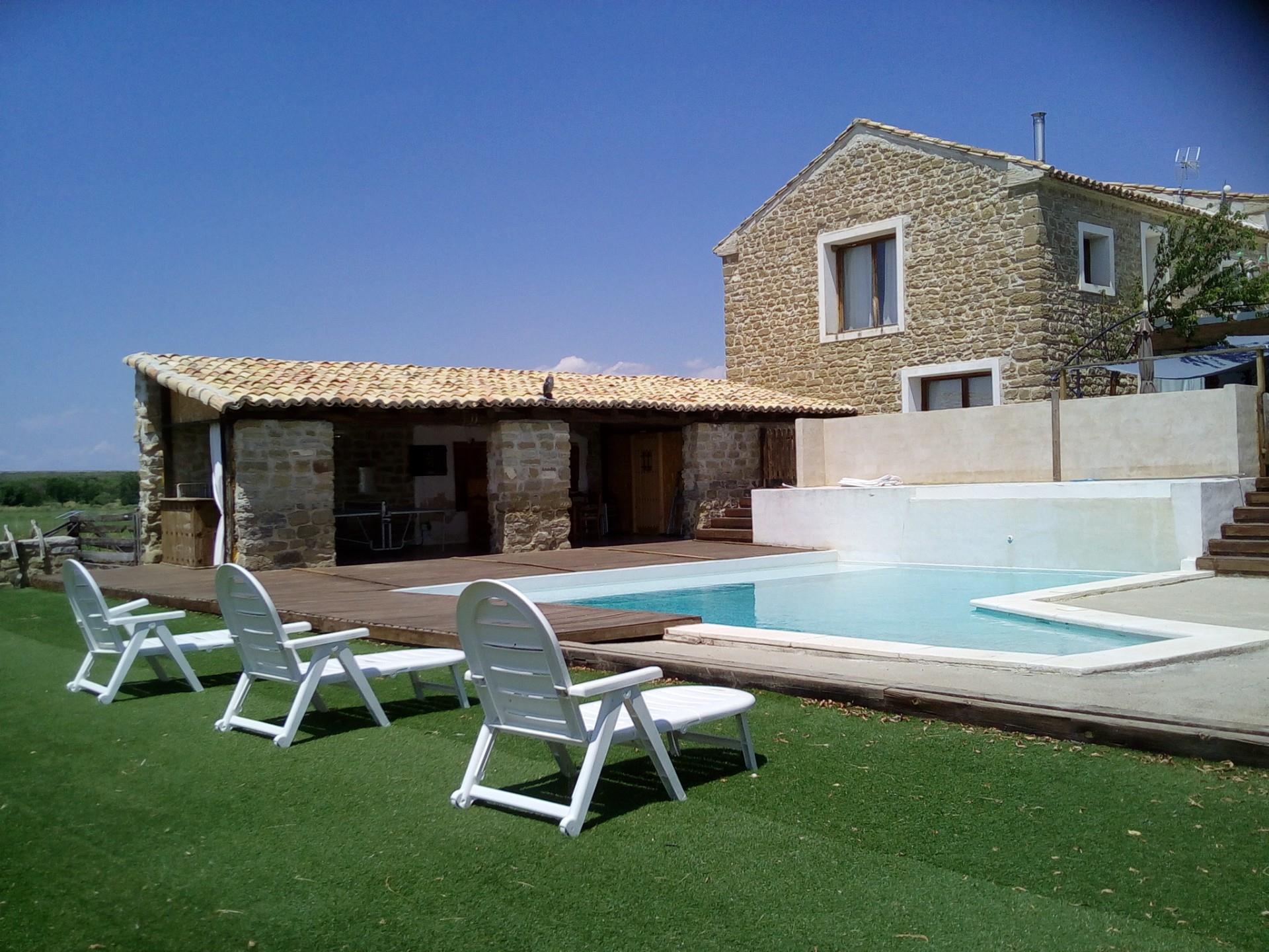 Country House with Pool 480m2 + Land of 11.000m2