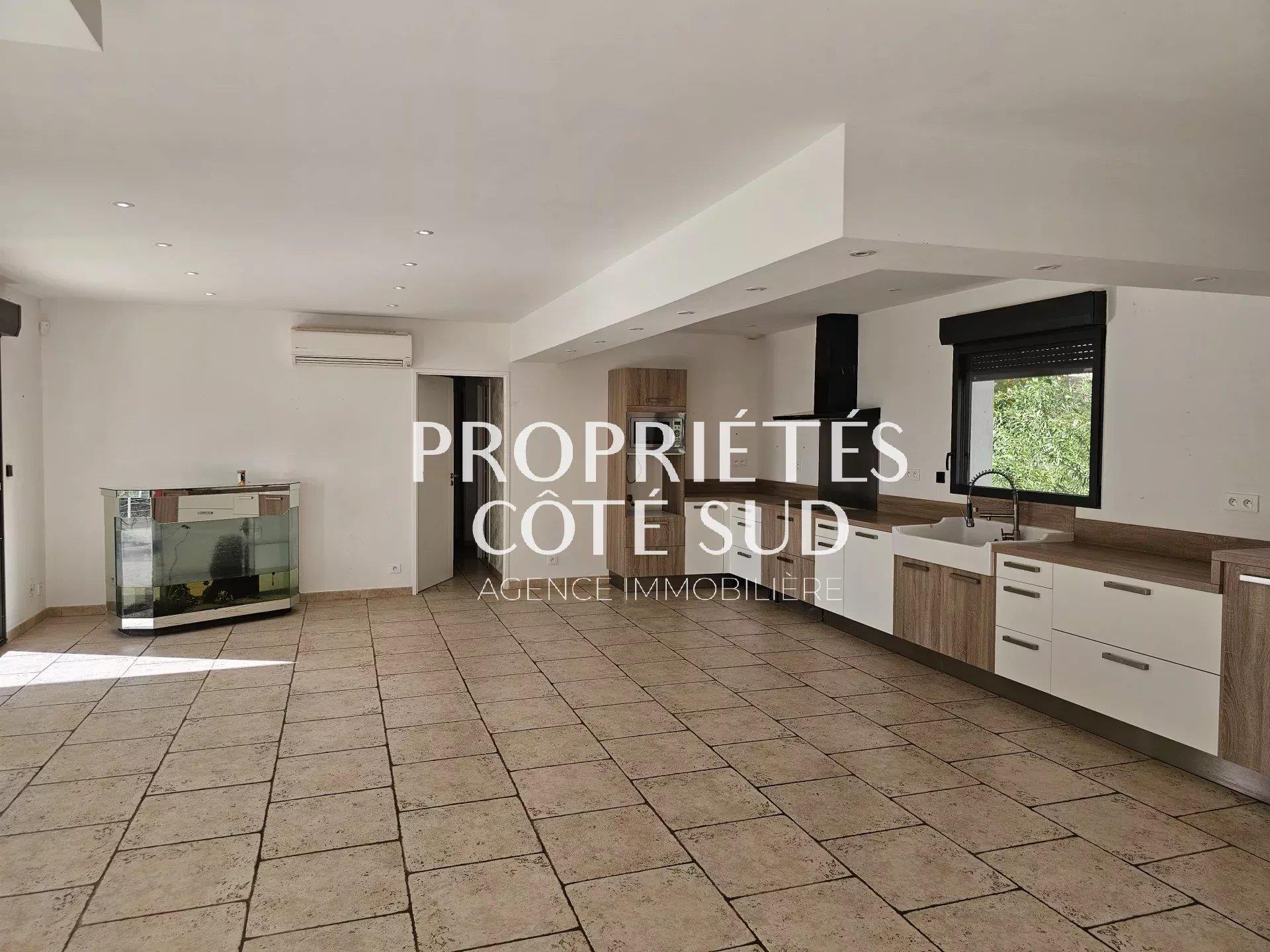 Maison à vendre, 105m², Laudun-l'Ardoise