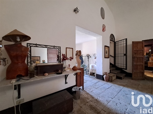 Vendita Palazzo / Stabile 489 m² - 4 camere - Casteldaccia