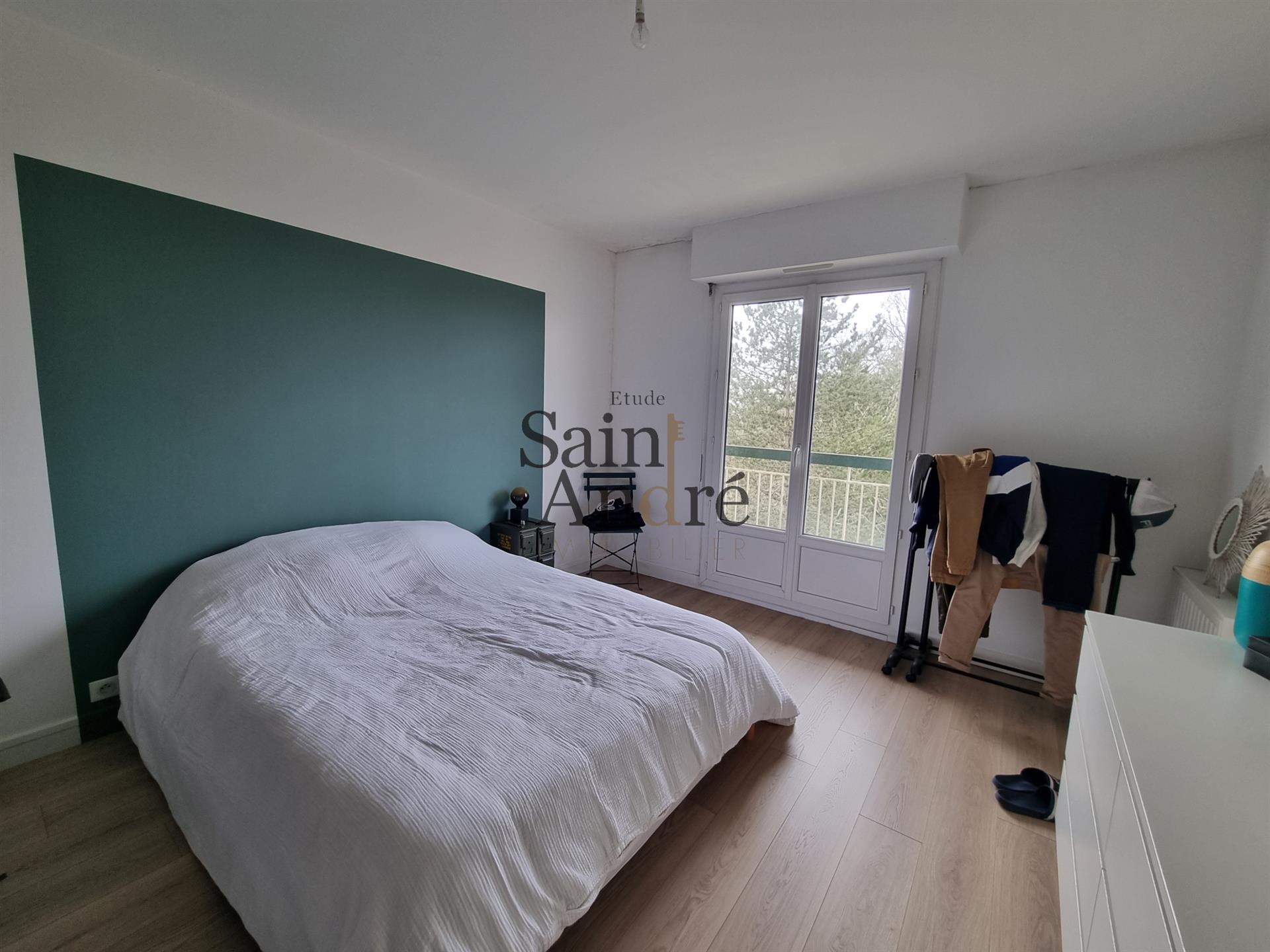 Renovated apartment with superb view