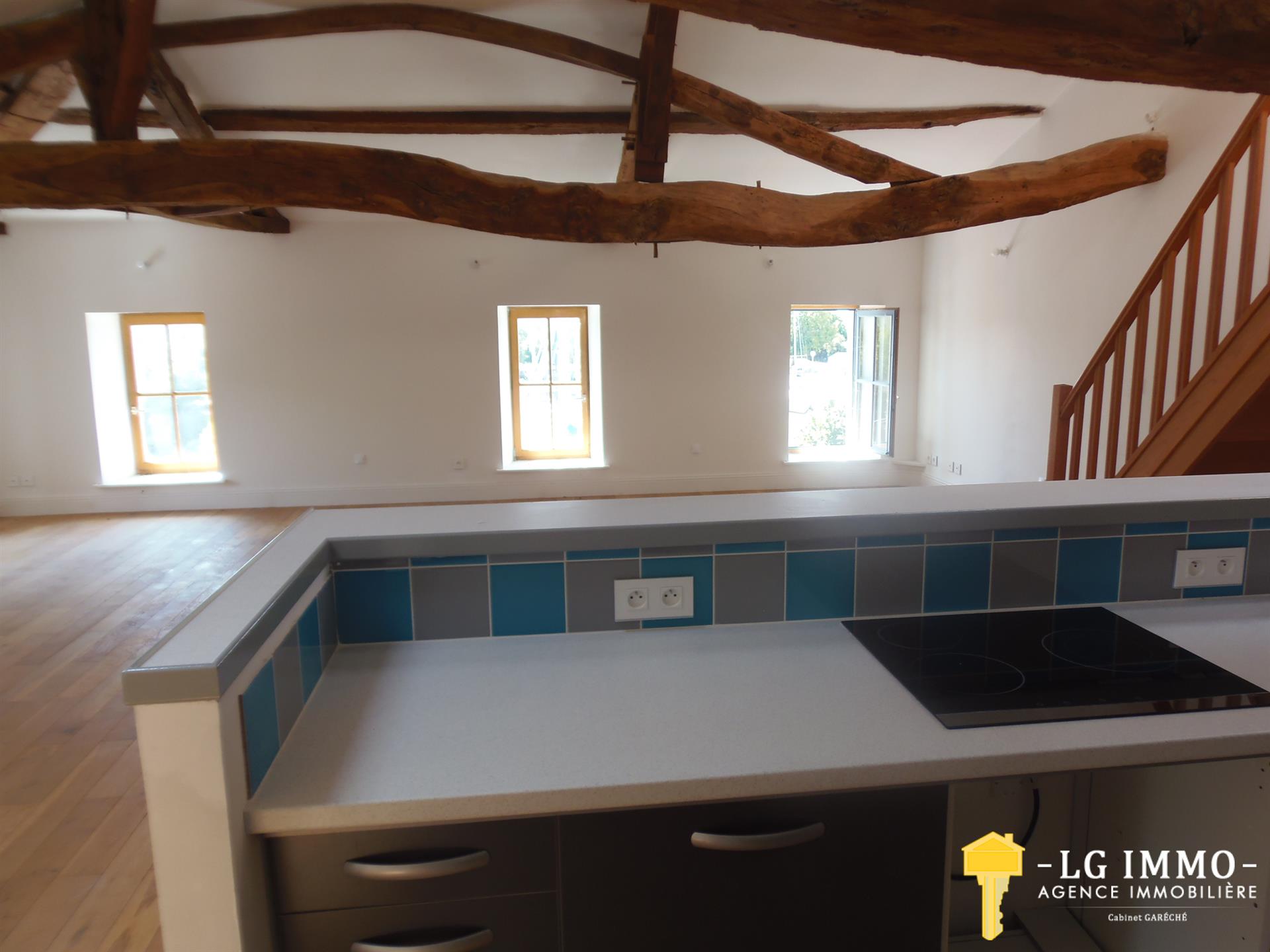 Appartement à vendre, 132m², Mortagne-sur-Gironde