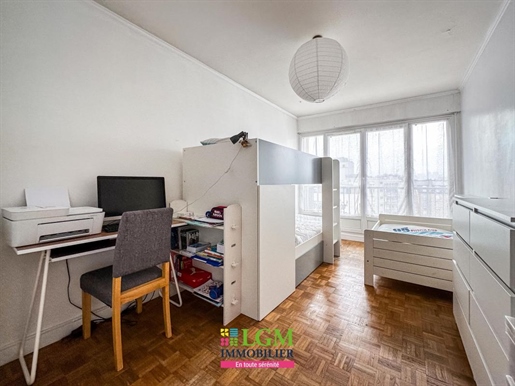 3-room apartment 66m² with balcony and cellar for sale in Asnières sur Seine
