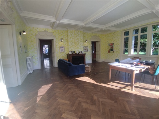 Manorhouse