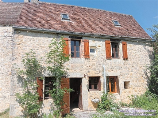 Rustig: stenen huis en schuur tussen Gourdon en Cahors