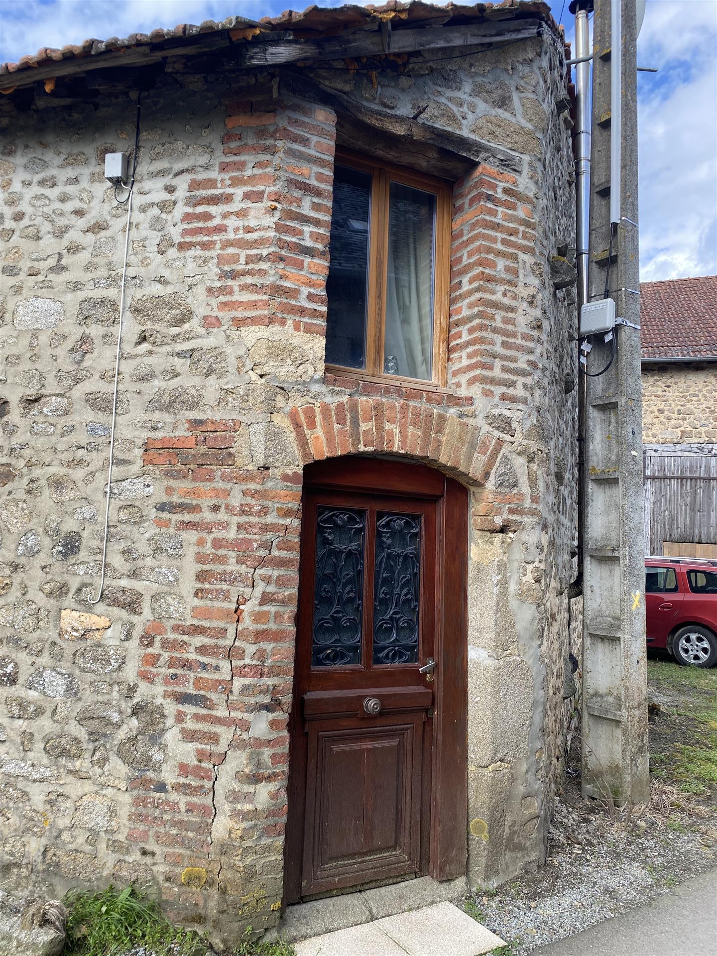 Dom, stodoła i ogród w samym sercu wiejskiej Francji