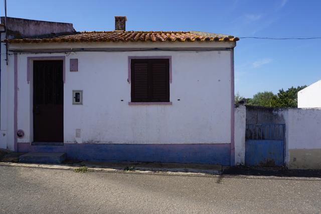 Semi-detached house for sale in Fortes Velhas