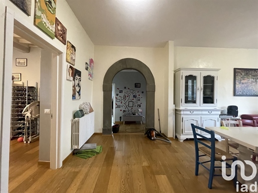 Einfamilienhaus / Villa zu verkaufen 202 m² - 2 Schlafzimmer - Arezzo