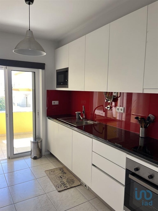 Apartment with 2 Rooms in Faro with 70,00 m²
