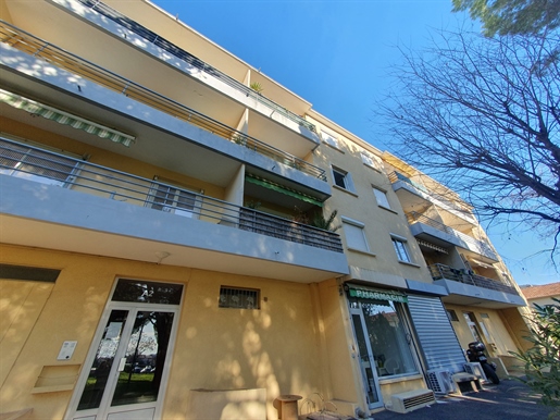 Appartement à vendre 116000 € avec balcon à Draguignan (83)