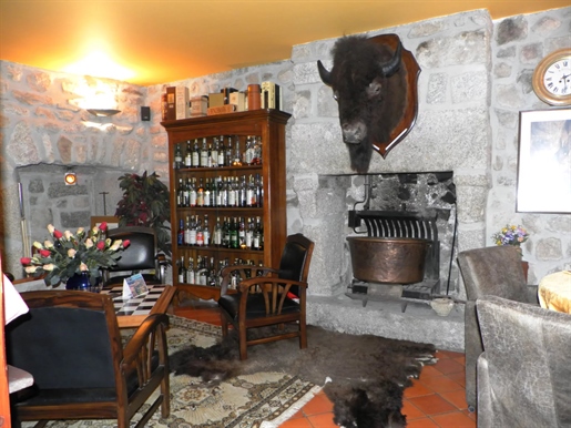 48120 - Saint-Alban Sur Limagnole - Gray Granite House - Restaurant Or House - 10 Minutes From The A