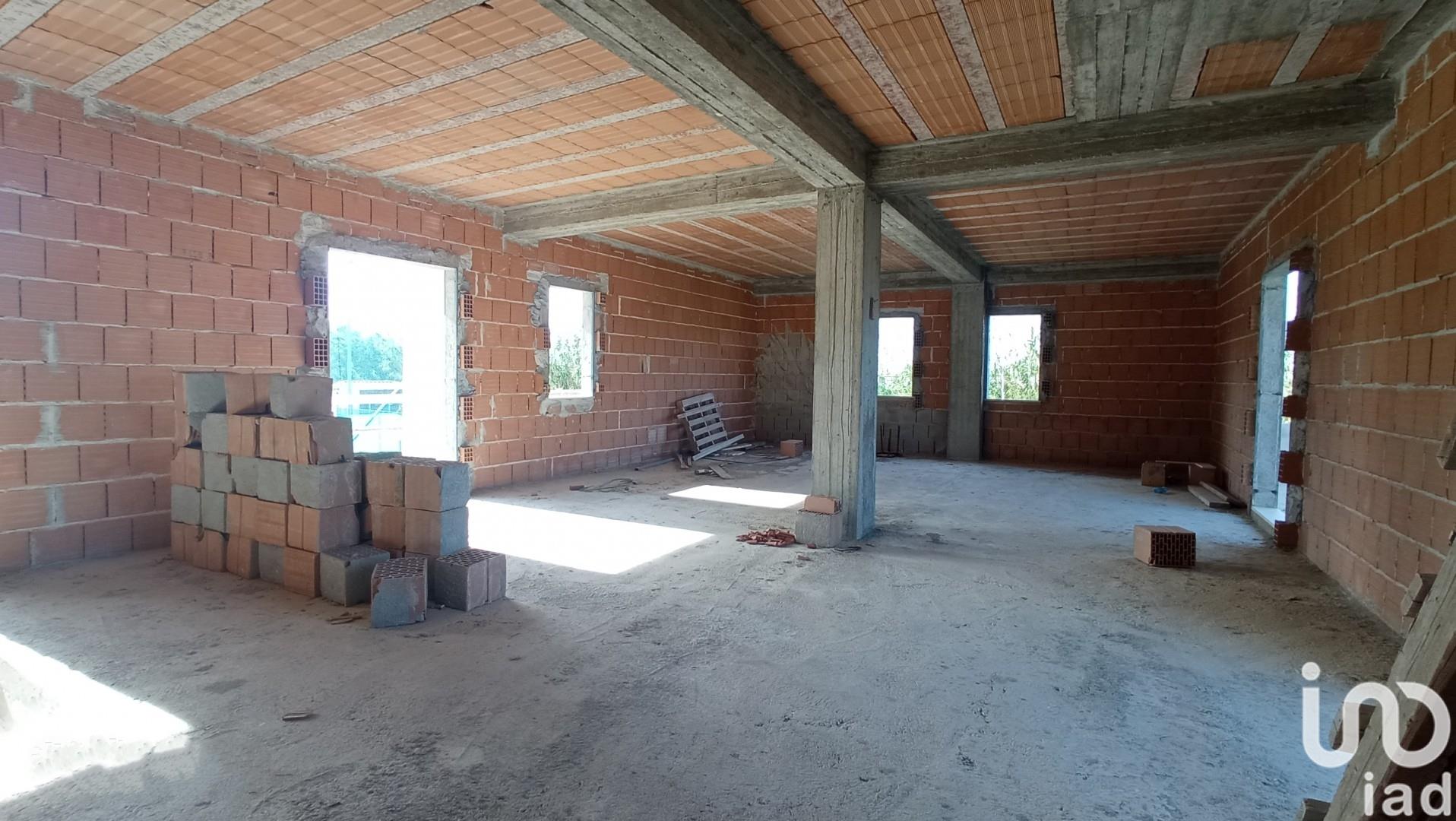 Sale Detached house / Villa 348 m² - Longobardi