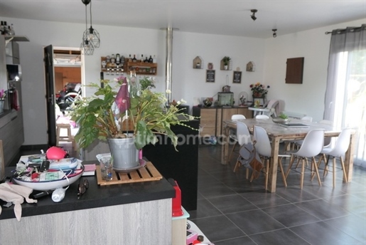 House for sale 5 rooms Le Molay Littry (14)