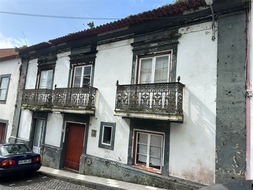 Moradia para Restaurar T6 Venda em Velas (São Jorge),Velas