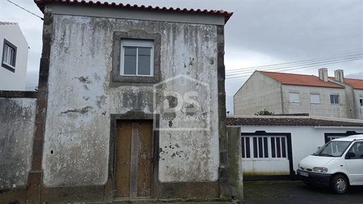 Detached house T1+2 Sell in Lajes,Praia da Vitória