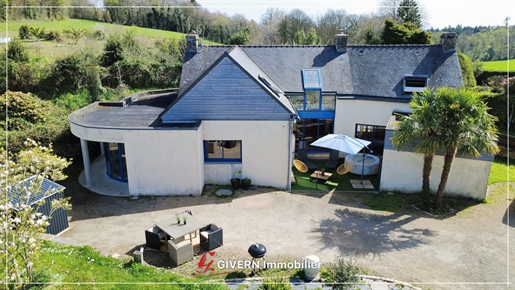 House for sale Lanvénégen