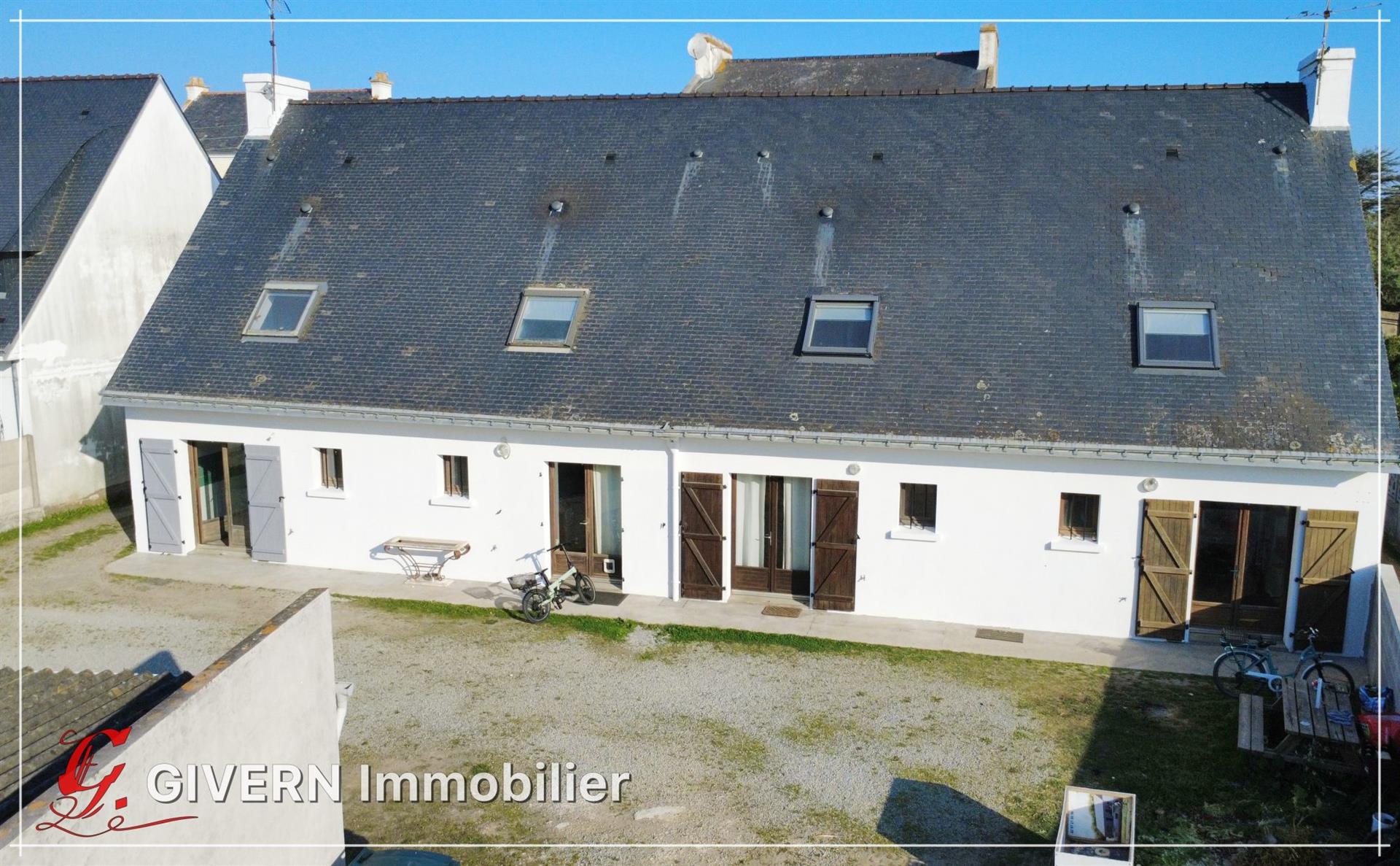 Sole agent: Charming house of 69 m² between Port Tudy and the