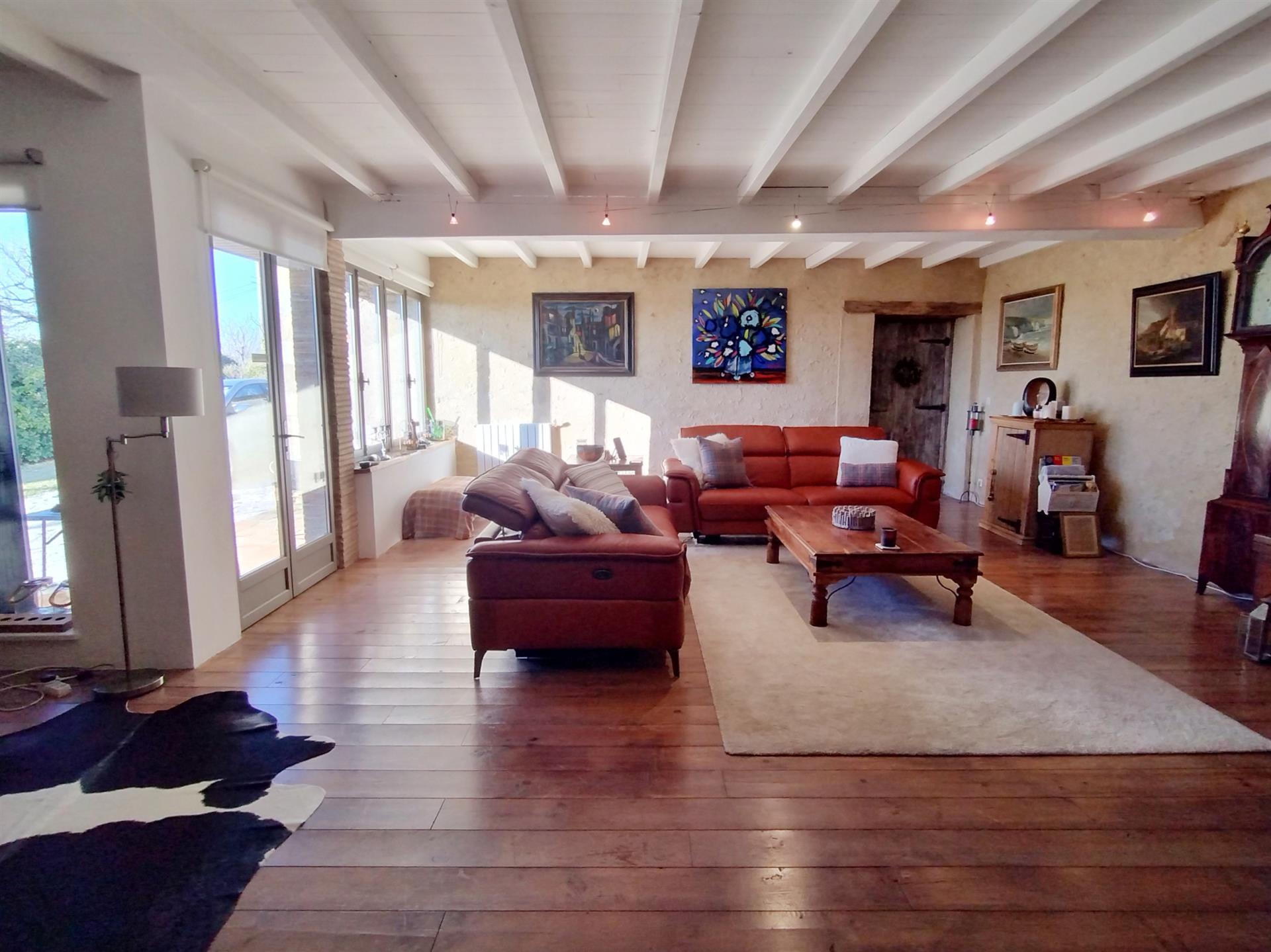 Fully Renovated Ancient House with Pool and Fantastic Views
