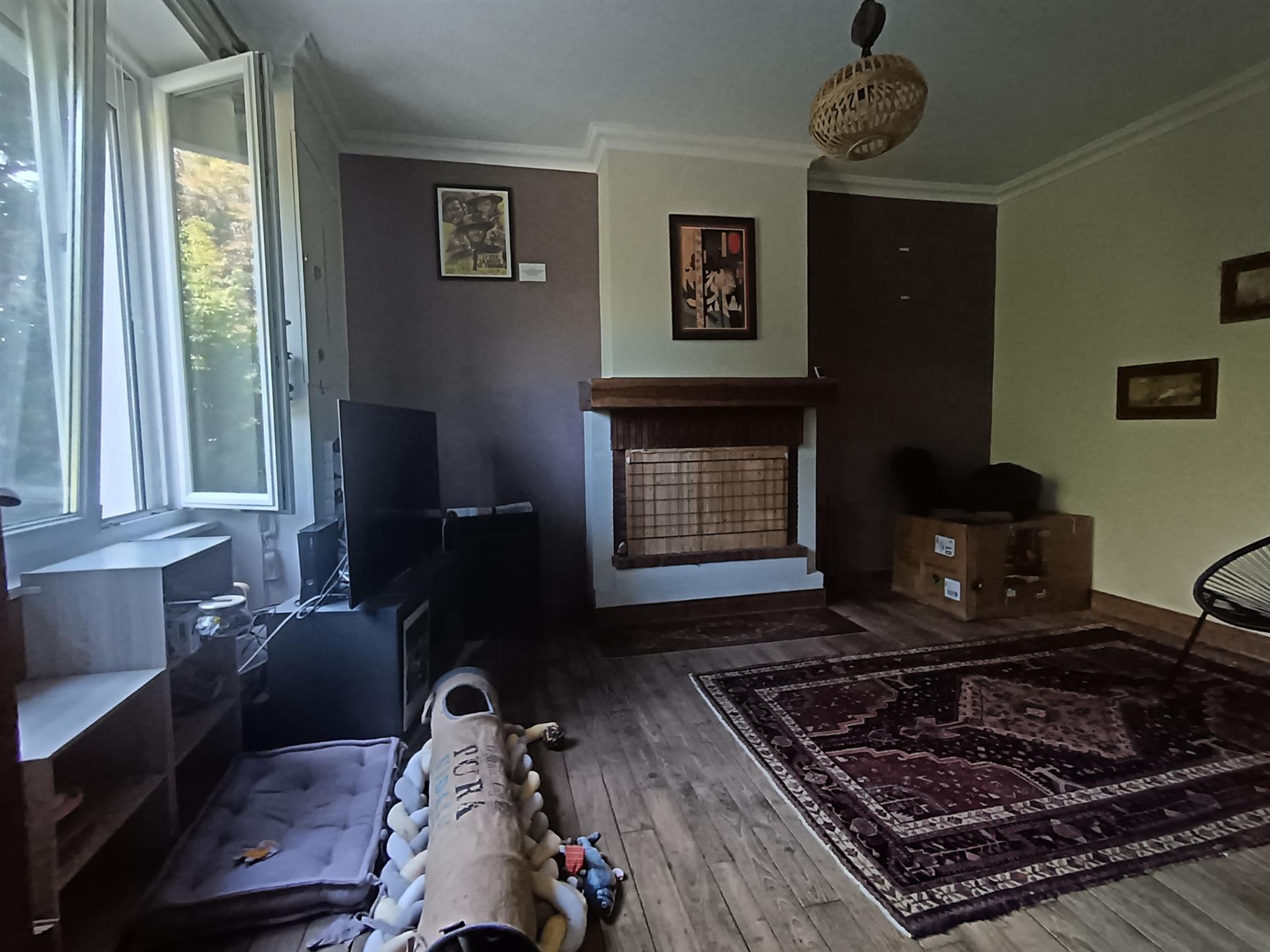 Haus mitten in der Natur