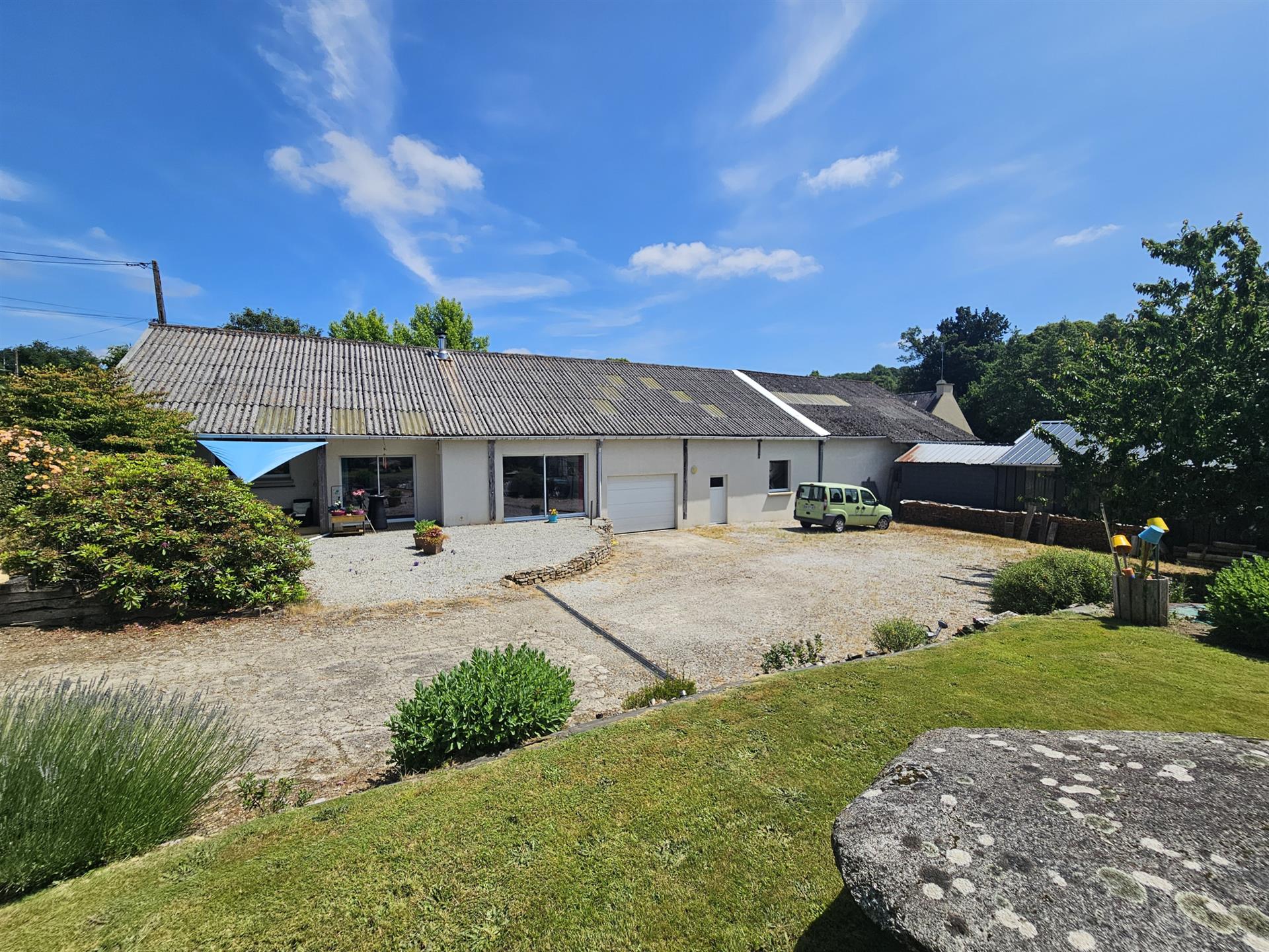 Modernes Haus in der Nähe von Pontivy