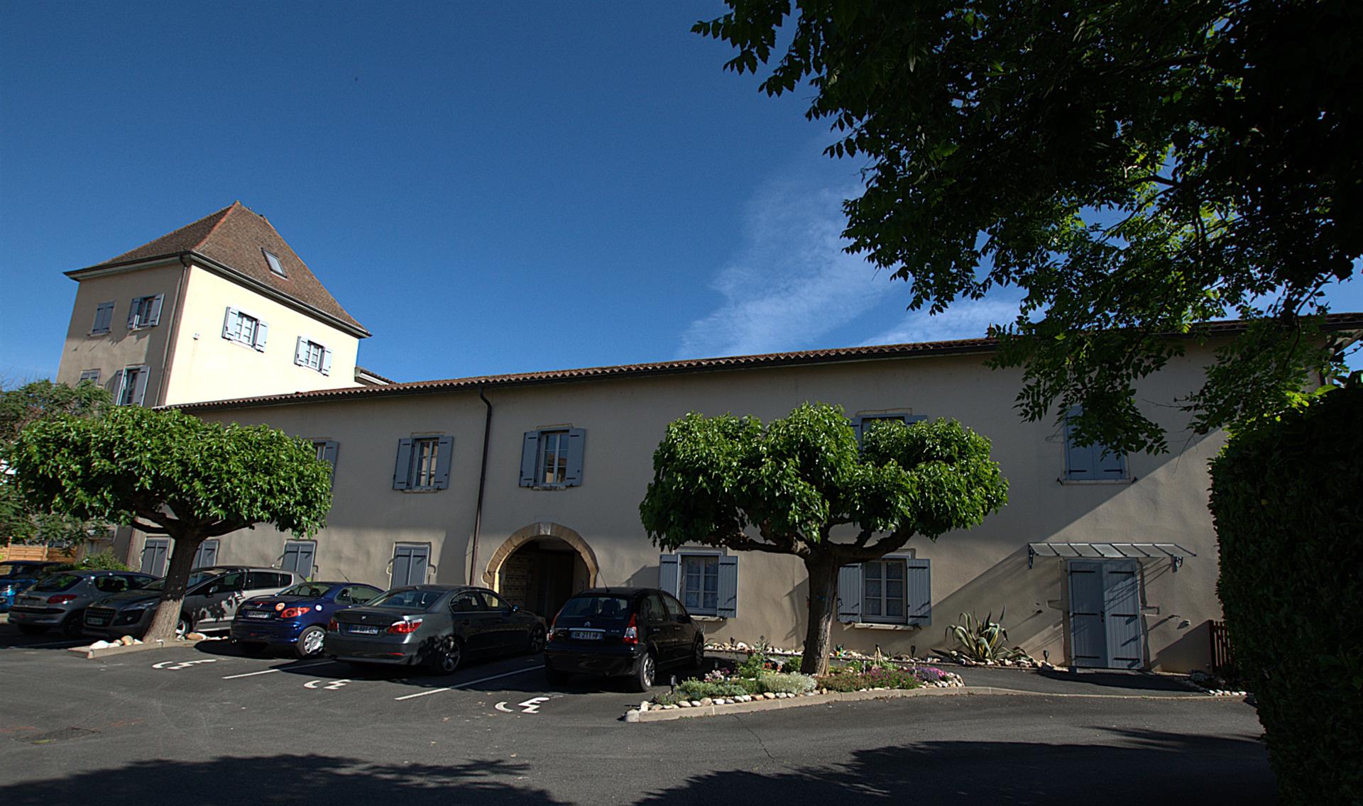 Apartment T2- 44m2- Lot 25 Sold Rented- 1 parking space