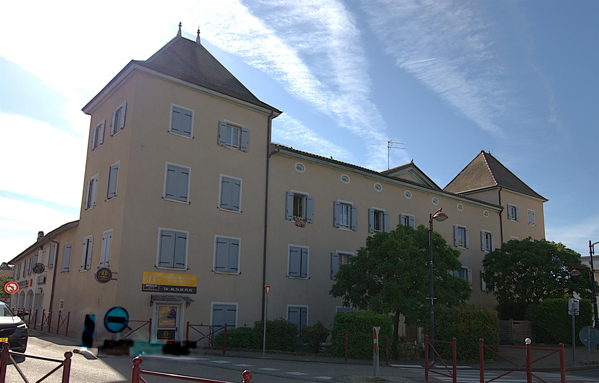Apartment T2- 44m2- Lot 25 Sold Rented- 1 parking space
