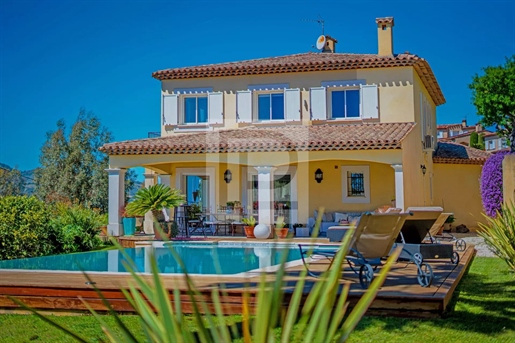 Villa provençale avec vue mer et Estérel proche Mougins