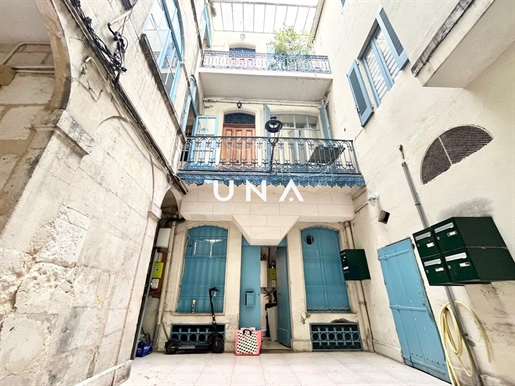 Apartment in the heart of Nîmes