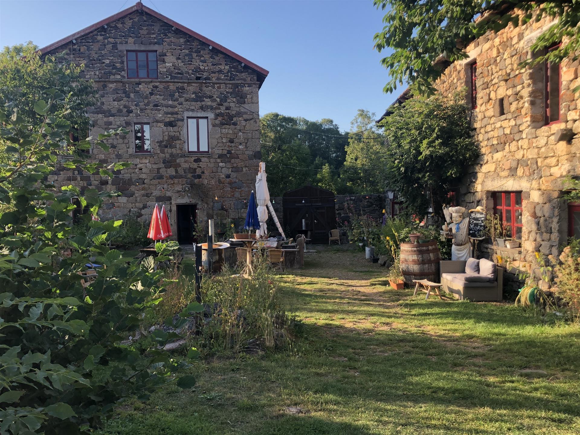 A beautifully situated, authentic 'petit' hotel, restaurant with gite and charming campsite for sale
