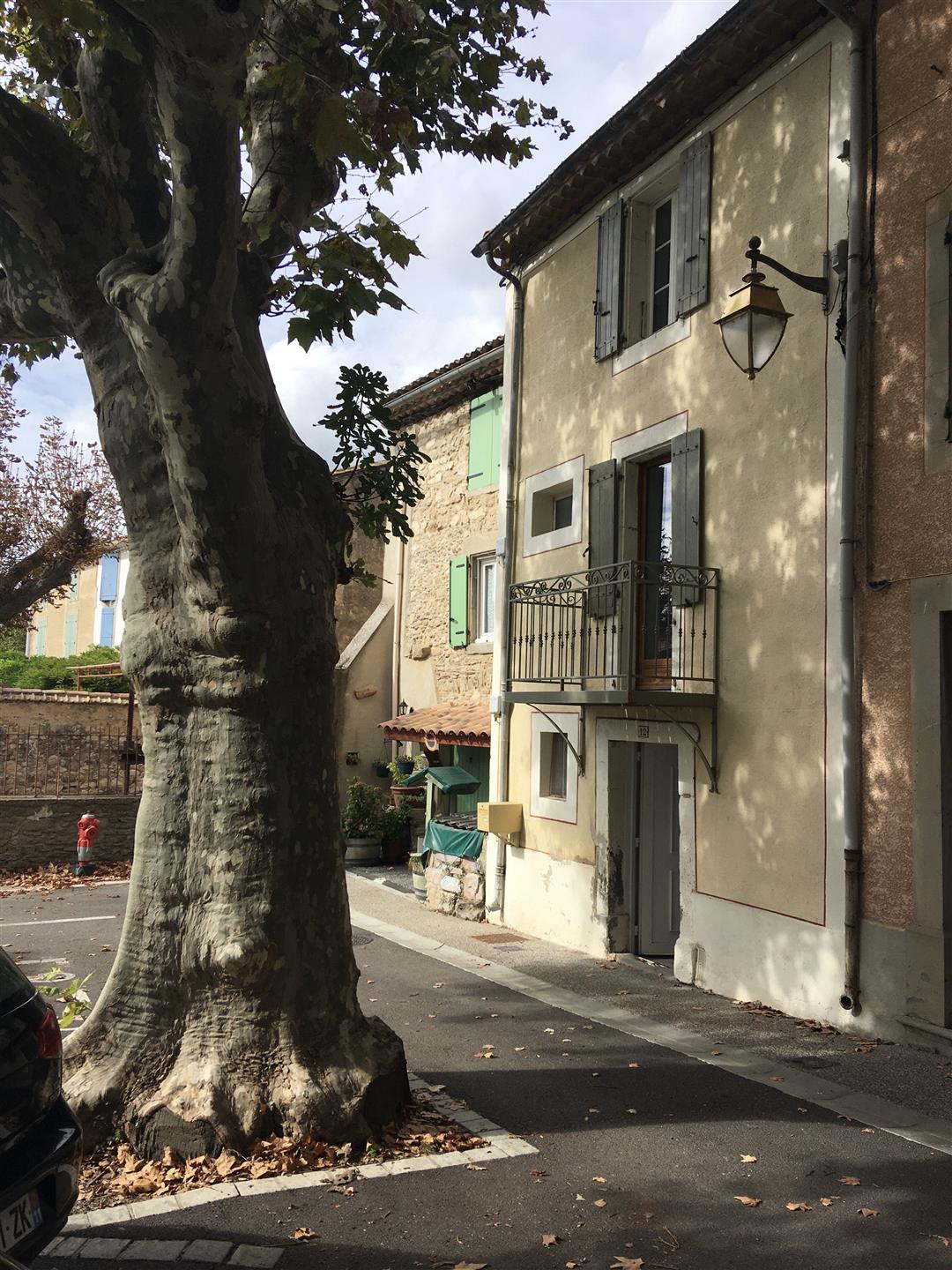 Casa nel cuore del paese di Minervois a 15 km da Carcassonne