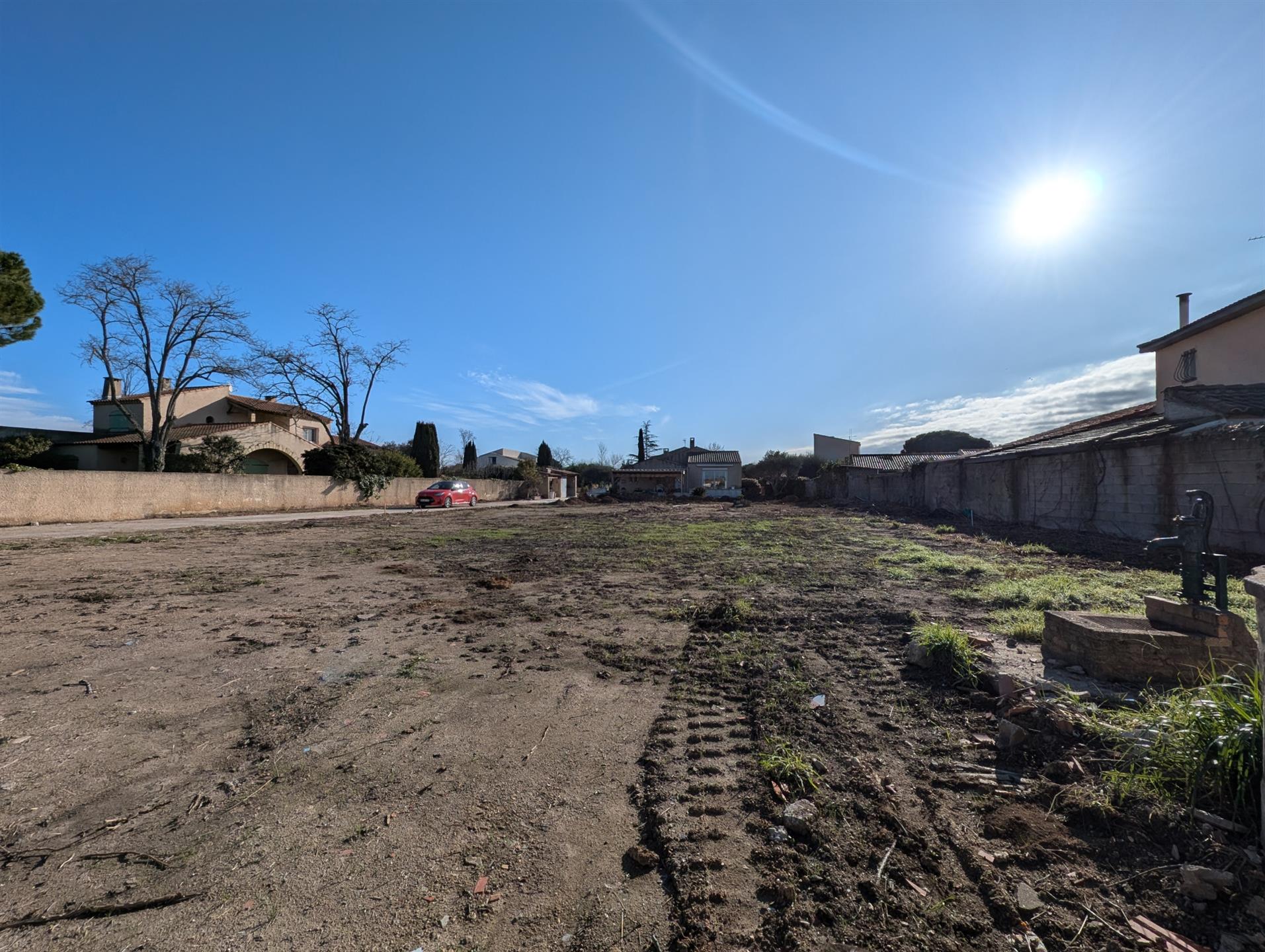 For Sale - Montady - Building Plot Of 508 M2 Serviced And Partially Fenced