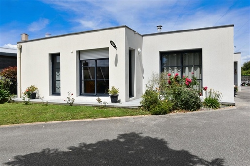 Maison contemporaine de plain pied à vendre proche Vannes