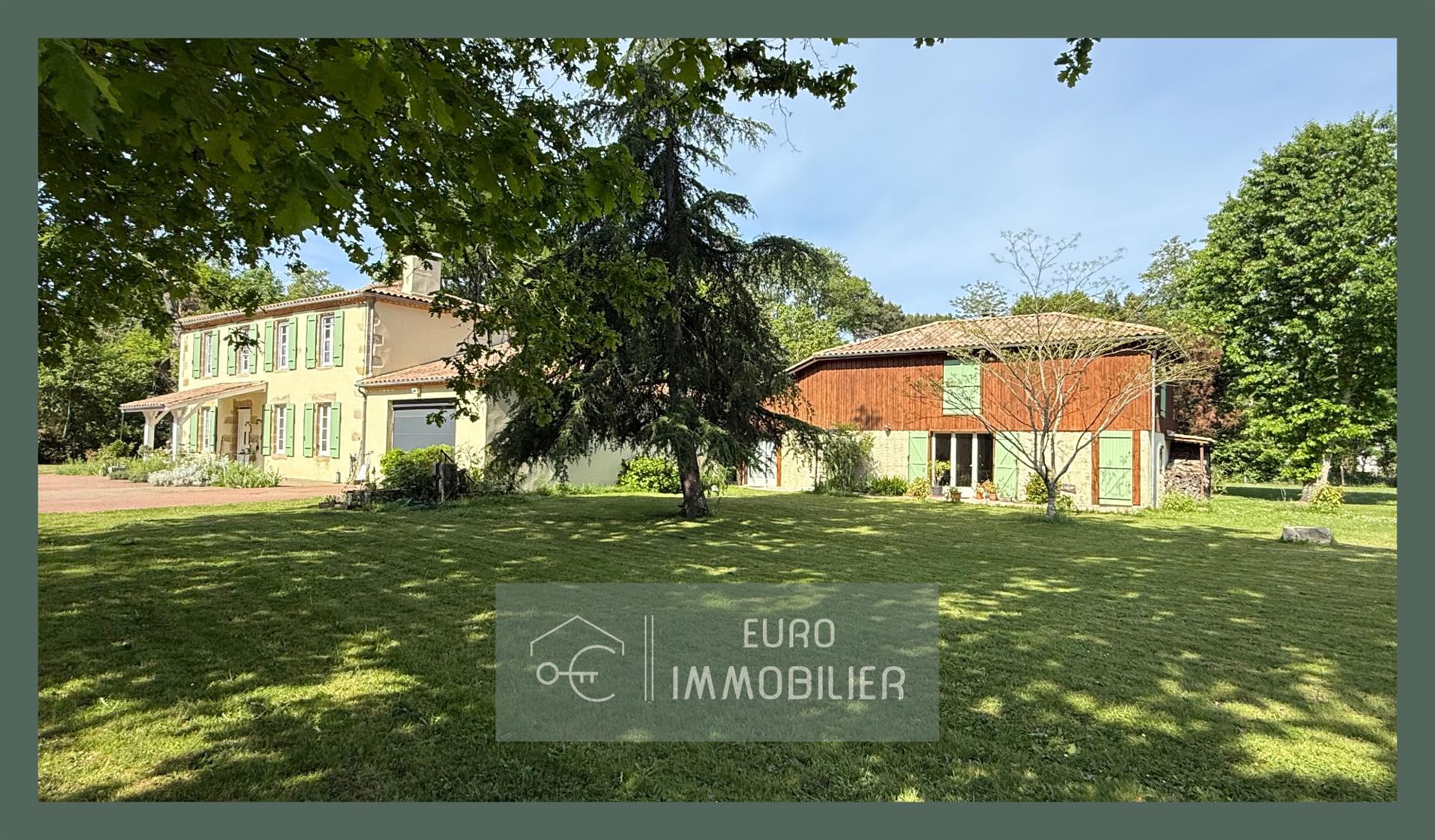 Cazalis - Property With 2 Apartments - Garage - 6 Bedrooms - Outbuildings
