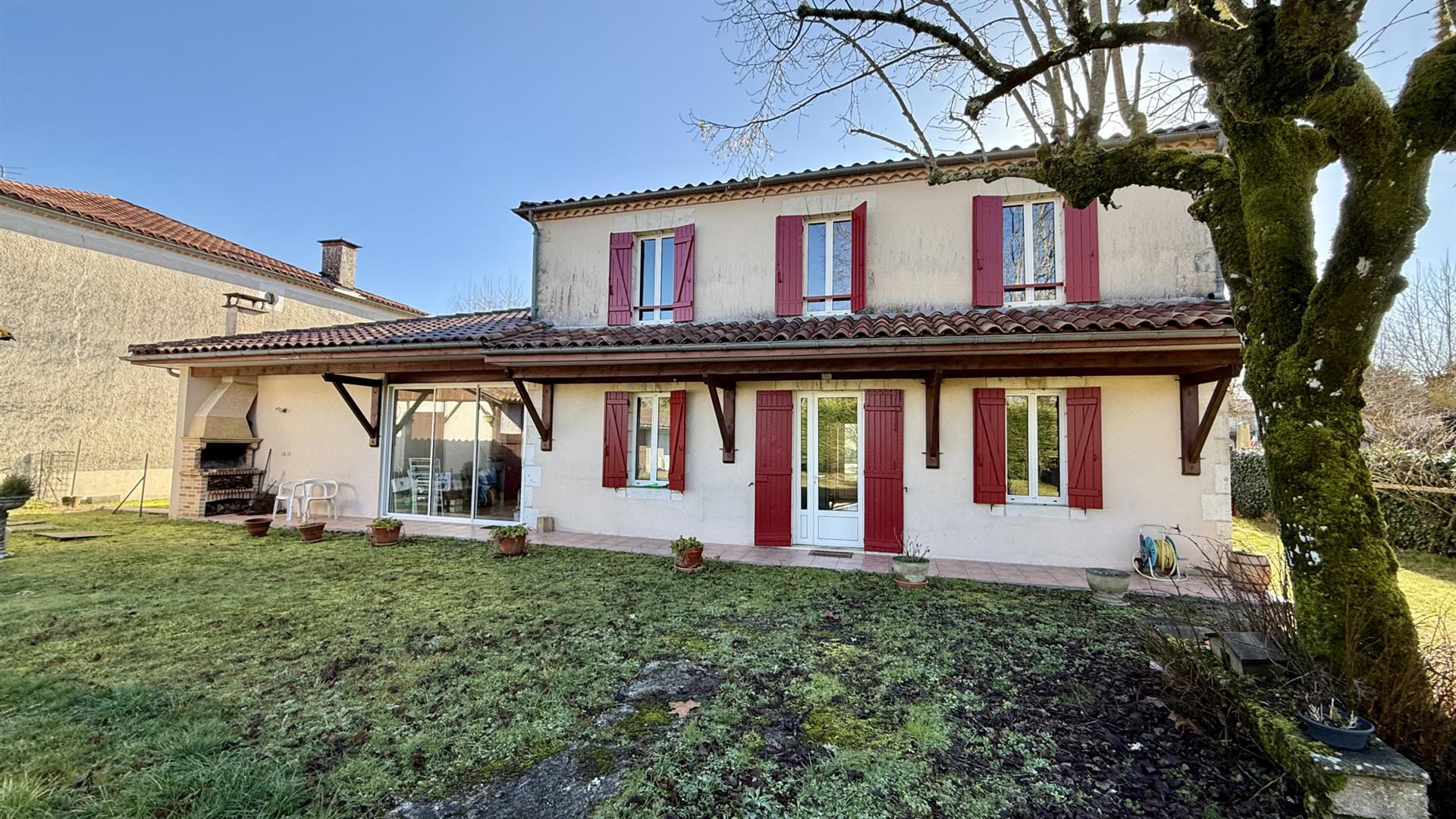 Callen - House 180M2 - 5 Bedrooms - Outbuildings - Land 2000M2