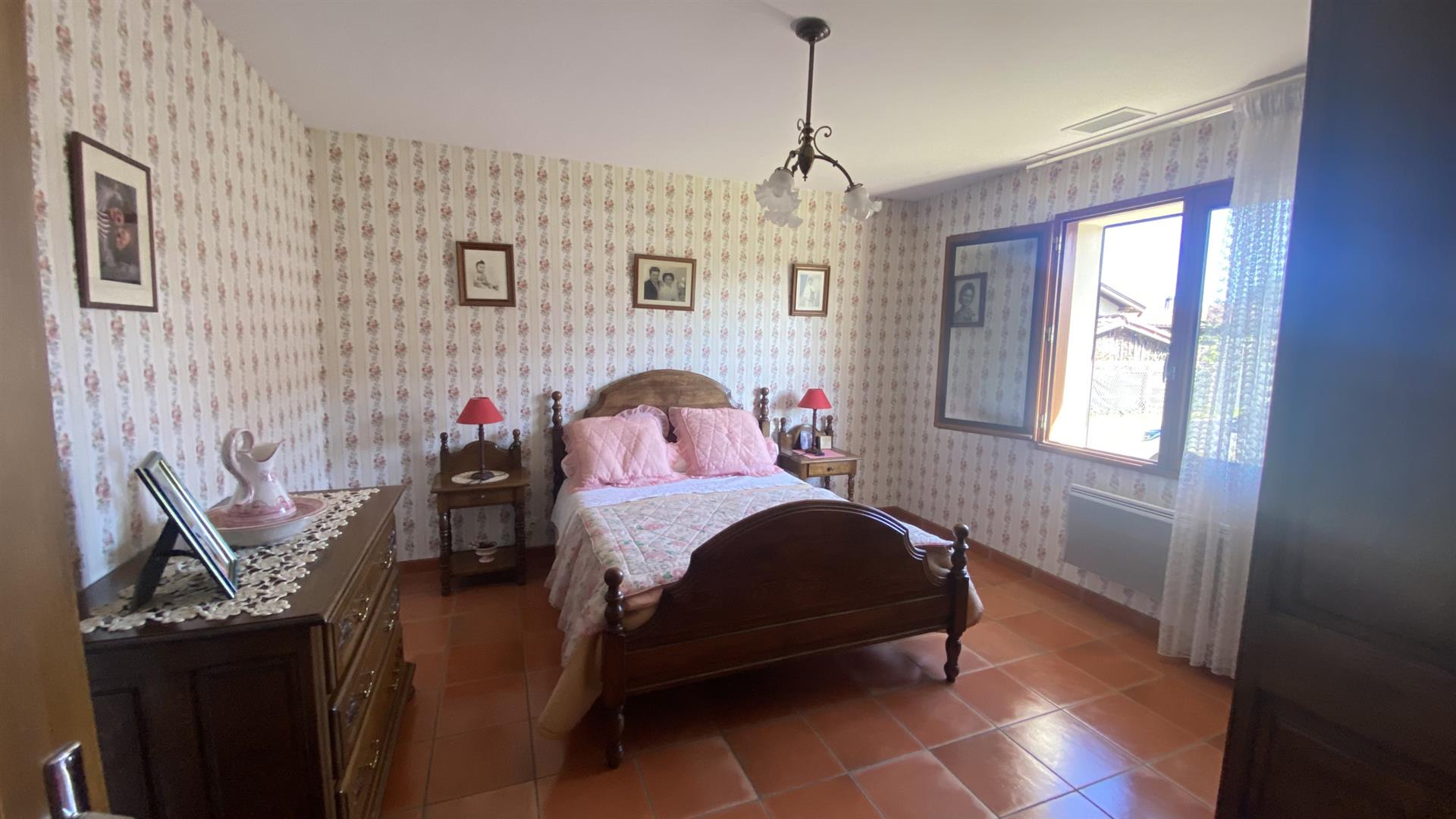 Single storey house 136m2 3 bedrooms garage