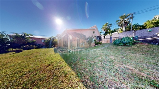 Dpt La Réunion (974), à vendre Bois De Nefles Saint Paul maison P4 de 98 m² - Terrain de 878,00 m²