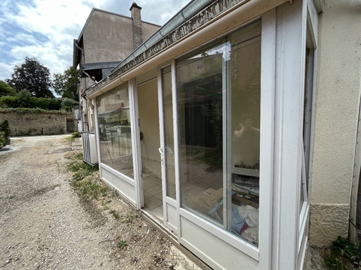 Vente : maison de 2 pièces (100 m²) à Arc-Lès-Gray
