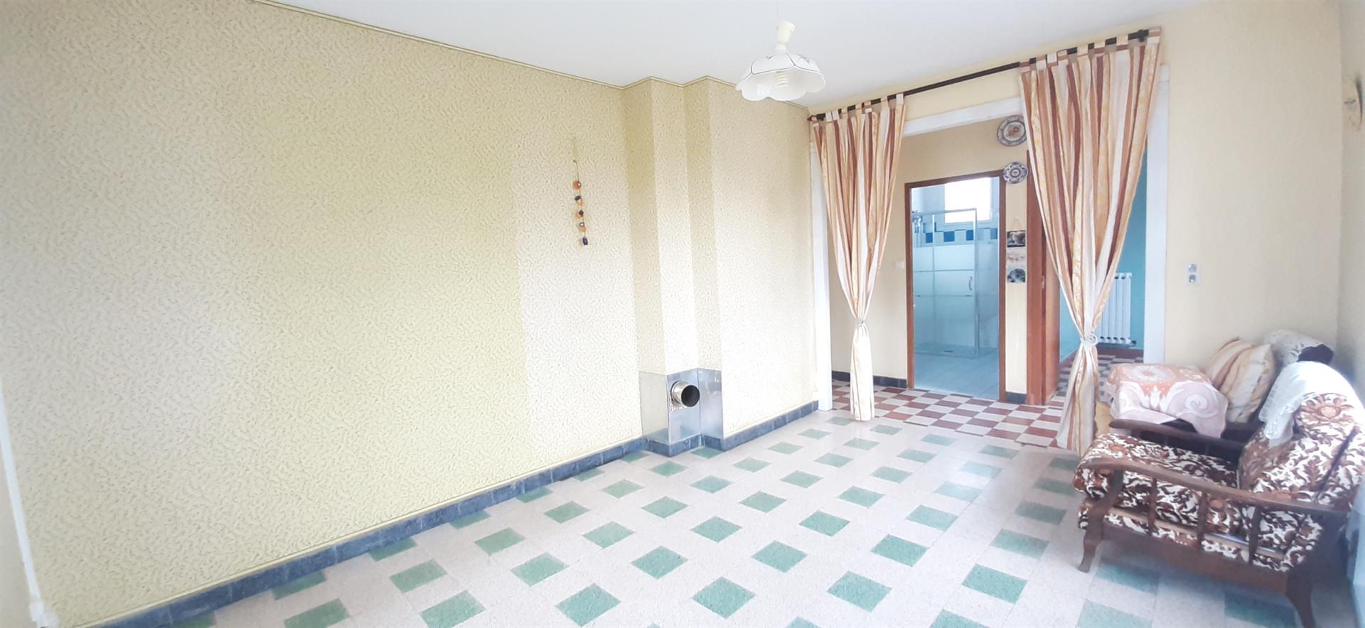Cerca de Bazas- casa - 3 dormitorios -1200 m2