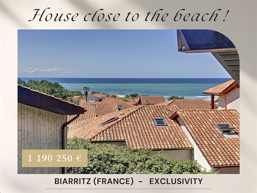 House of 130 m2 + basement of 75 m2 suitable for conversion a few meters from the beach