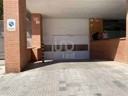 Aparcamiento / garaje / caja - 12.00 m2