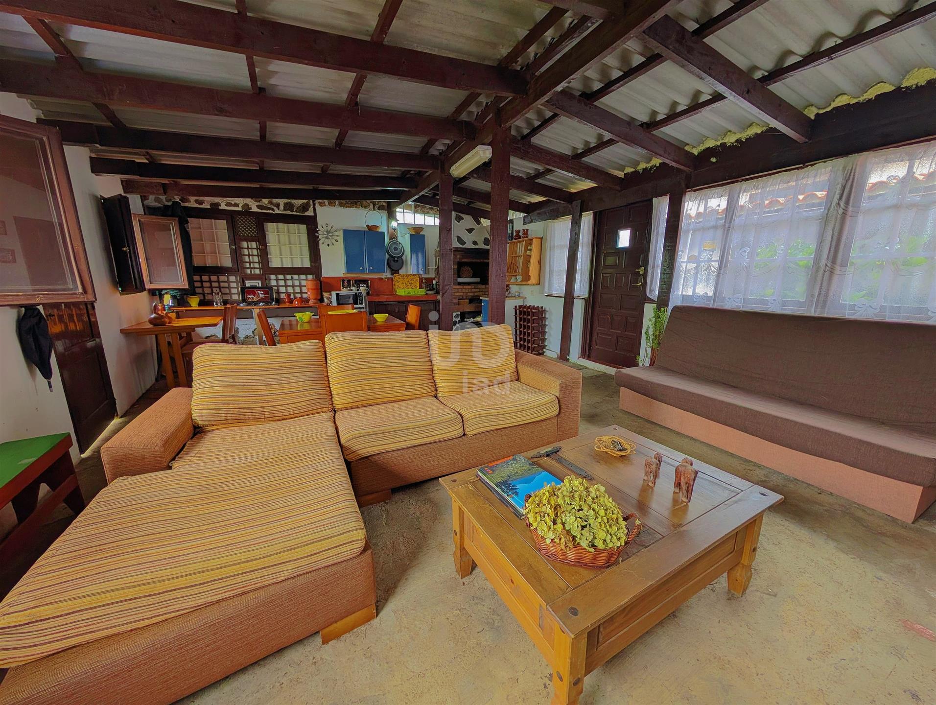 Casa 2 dormitorios - 89.00 m2