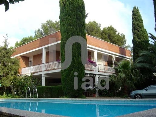 Advert picture