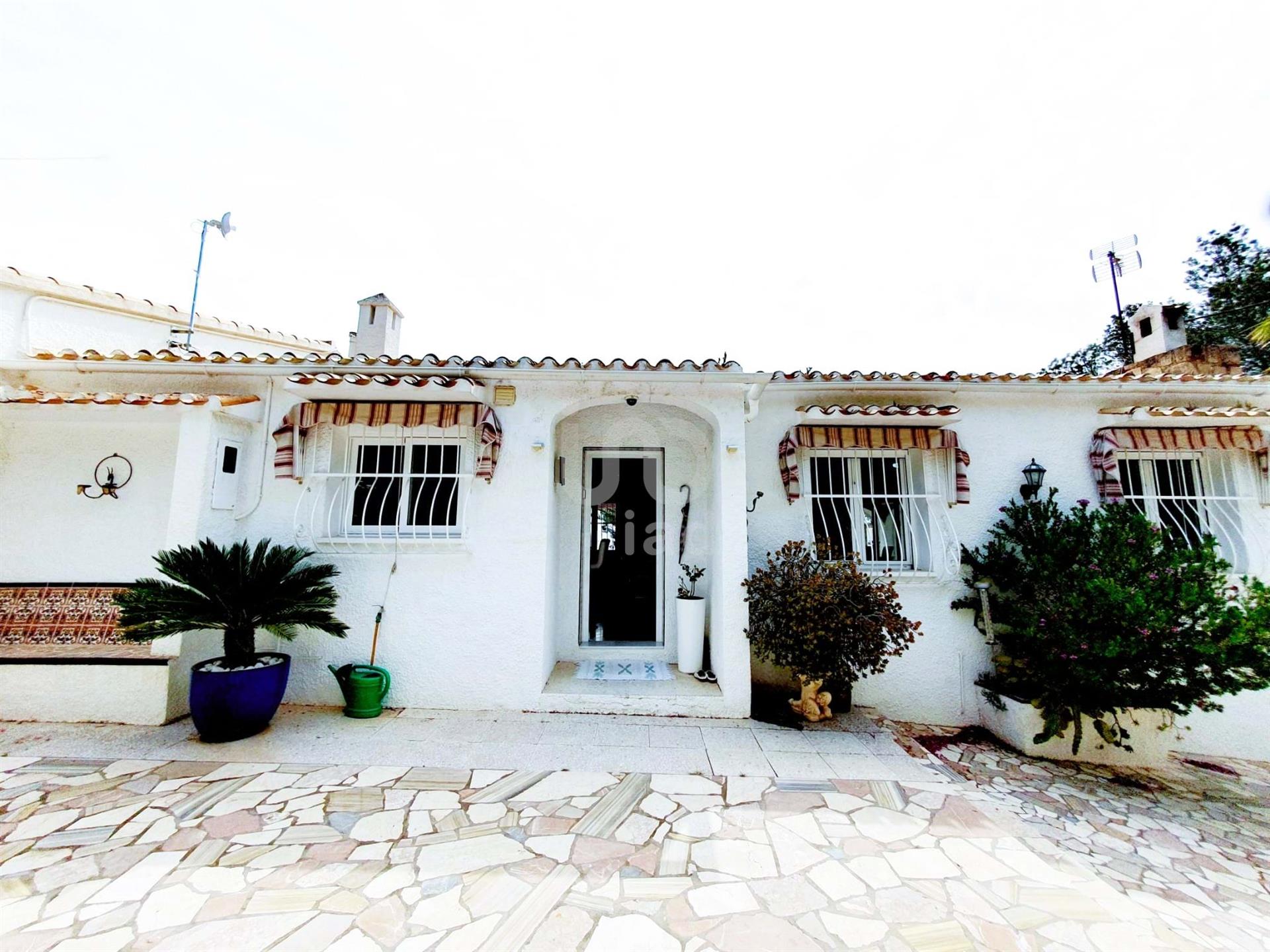 Casa 2 dormitorios - 278.00 m2